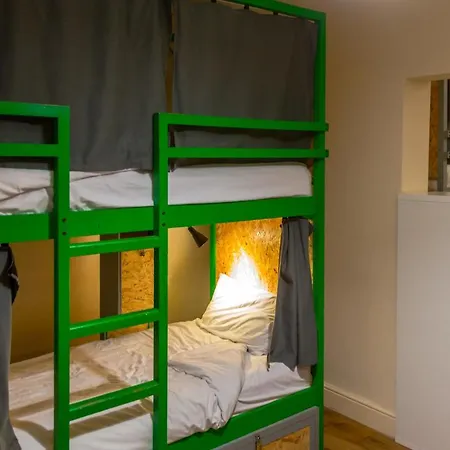 Park Villa Boutique Hostel-2